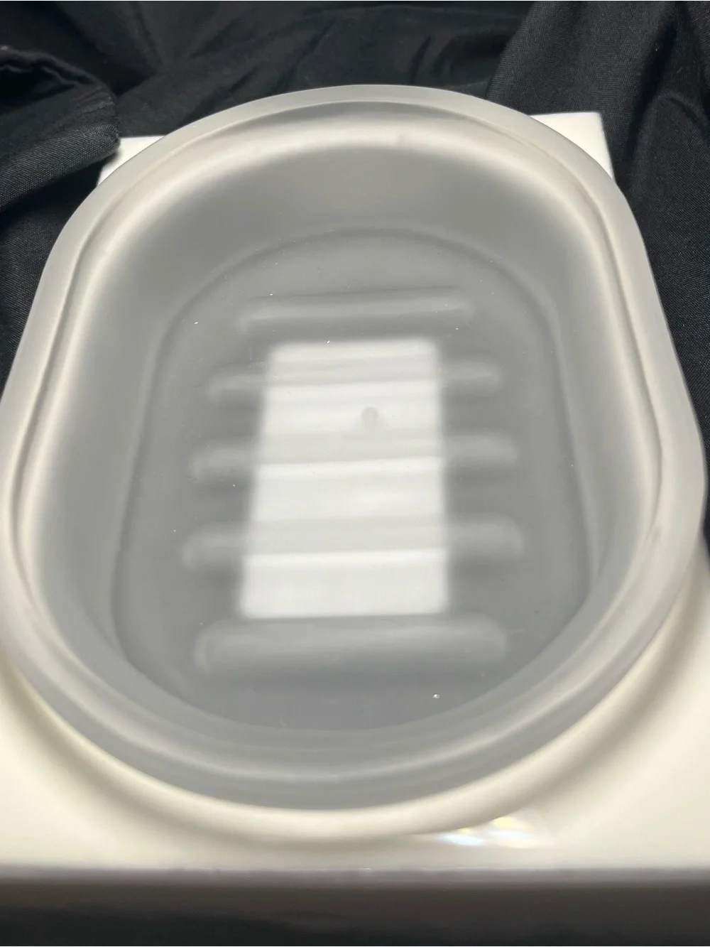 NWOT Mike & Ally Lava Pure White /Silver Rectangle Soap Dish